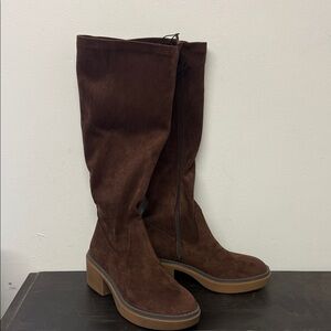 White Mountain Dark Brown Suede Heeled Boots